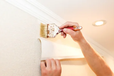 Pose de papier peint à Pennesières — revêtements muraux et toiles de verre